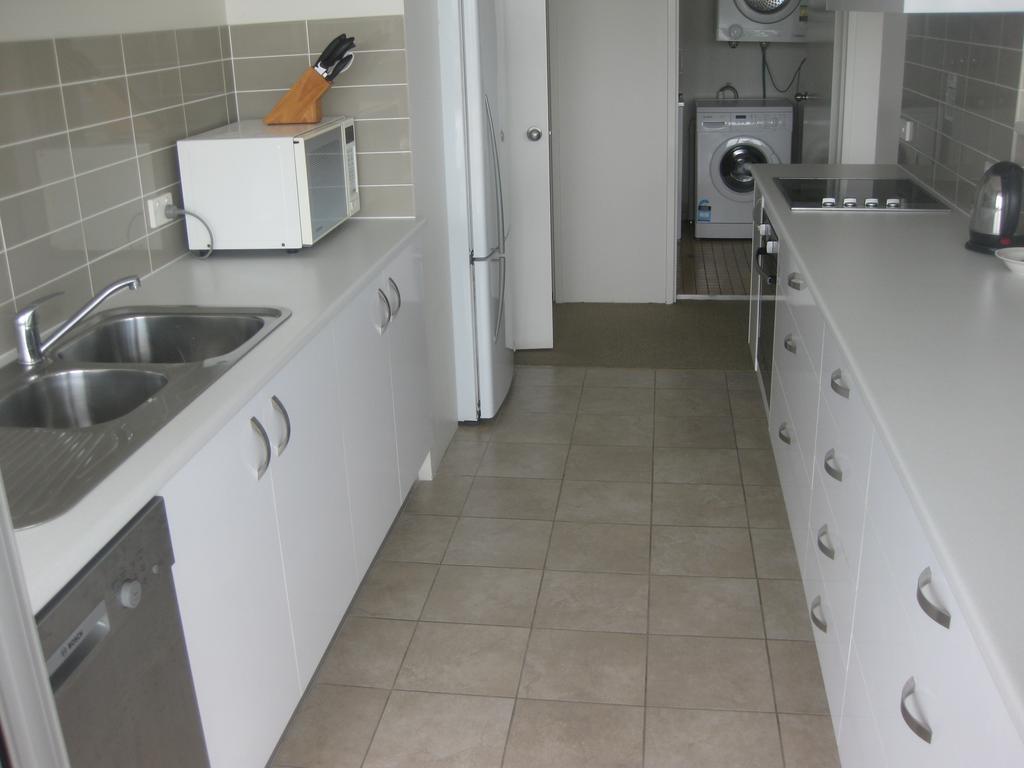 Fairthorpe Apartments Брисбен Экстерьер фото